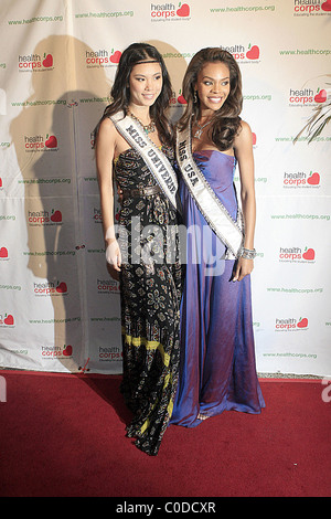 Miss Univers Riyo Mori et Miss USA Crystale Stewart à 'The Enchanted Garden' Black Tie Gala fantastique de bénéficier HealthCorps, Banque D'Images