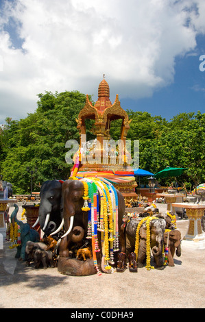 La Thaïlande, Phuket. La plus grande île de la Thaïlande. Promthep Cape, éléphant hindou de culte. Banque D'Images