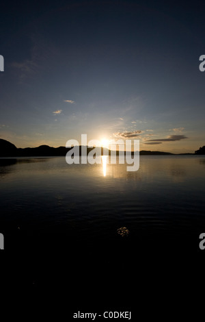 Coucher de soleil sur le Loch Ewe de Poolewe Banque D'Images