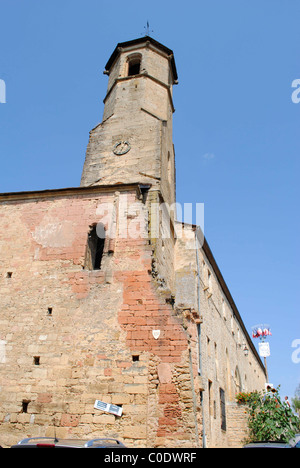 Église romane dans la ville médiévale de Belvès, France Banque D'Images