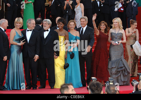 Steven Spielberg, George Lucas, Calista Flockhart, Harrison Ford et Cate Blanchett au Festival de Cannes 2008 - Jour 5 Banque D'Images