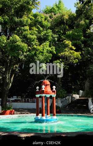 L'étang ornemental dans Jardin Borda à Cuernavaca, Morelos, Mexique de l'État Banque D'Images