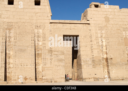 Médinet Habou Temple Égypte Banque D'Images