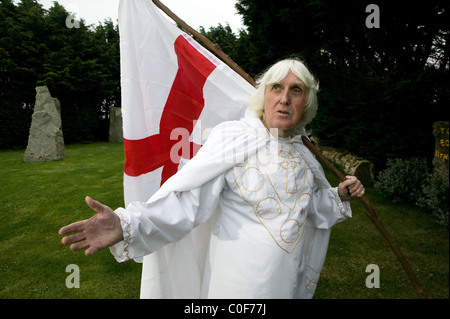 Cornish Druid Ed Prynn 'prier' pour l'Angleterre football succès à son domicile de St Merryn, Cornwall. Banque D'Images