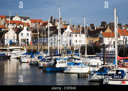 Voiliers dans le port d'Anstruther Fife Ecosse Banque D'Images