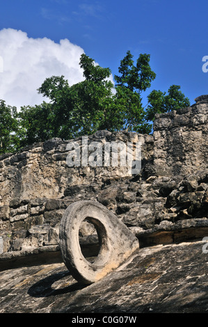 Ruines de l'ancien jeu de balle maya à Coba Banque D'Images