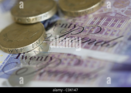 Livre sterling vingt et une pièces livre sont mis en place pour une photo Banque D'Images