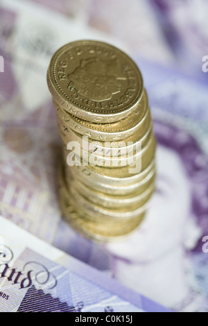 Livre sterling vingt et une pièces livre sont mis en place pour une photo Banque D'Images