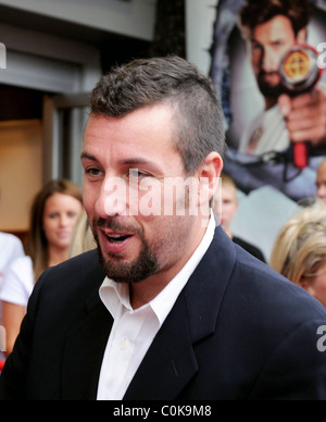 Adam Sandler lors de la première mondiale d'Irlandais 'Vous ne salissez pas avec le Zohan', à la Savoie le Dublin, Irlande - 30.07.08. ** ** Banque D'Images