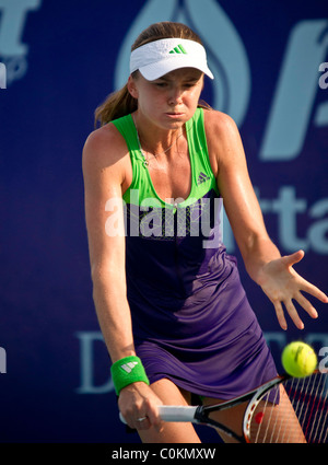 Daniela Hantuchova (SKV) joue dans la ronde finale contre Sara Errani de l'Italie à 2011 Open de Pattaya PTT à Pattaya, Thaïlande Banque D'Images