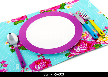 Table couverts avec des plats colorés et cutlety Banque D'Images