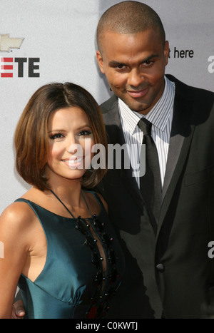 Eva Longoria Parker et Tony Parker Le 2008 ALMA Awards au Pasadena Civic Auditorium - arrivées Los Angeles, Californie - Banque D'Images