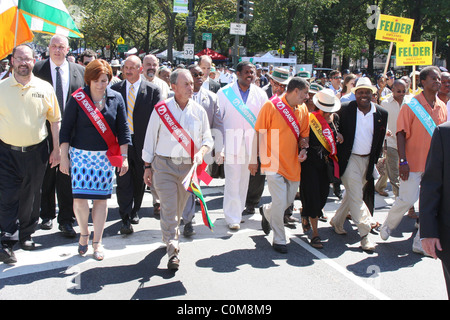 Christine Quinn, le maire Michael Bloomberg, le gouverneur David Paterson, John Williams de la 41e journée américaine West Indian Carnival Banque D'Images