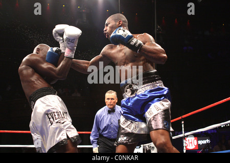 Chad Dawson bat Antonio Tarver pour l'IBF et le lBO light Heavyweight Championship title, au Palms Hotel and Casino Banque D'Images