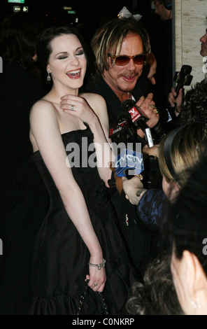 Evan Rachel Wood et Mickey Rourke Le 46e Festival du Film de New York - Présentation de 'The Wrestler' à l'Avery Fisher Hall dans Banque D'Images