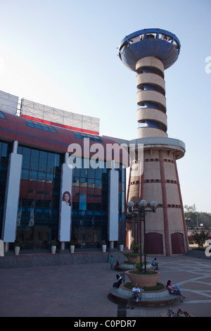 Façade d'un centre commercial, Ansal Plaza, New Delhi, Inde Banque D'Images