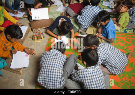 Scène d'une salle de classe en milieu rural Banque D'Images