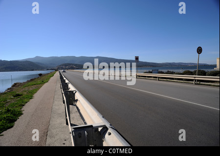 Italie, Toscane, Argentario, Orbetello, route Banque D'Images