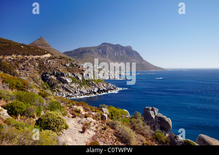 Afficher le long de la côte Atlantique de la ville de Llandudno, au sud de Cape Town, Western Cape, Afrique du Sud. Banque D'Images