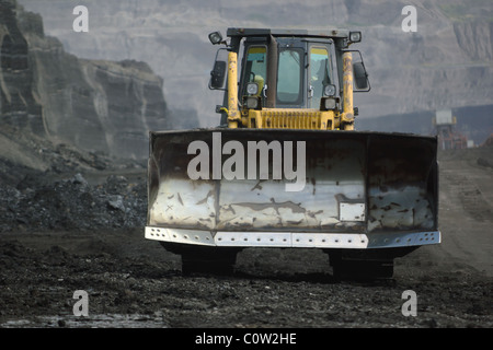 Mine de charbon en bulldozer Banque D'Images