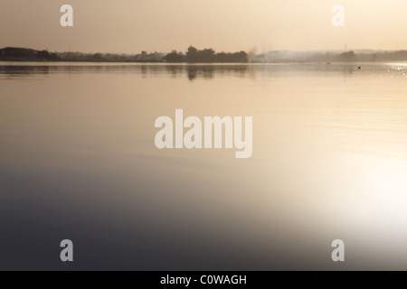 Atmosphère romantique au fleuve Niger à Bamako - Mali. Banque D'Images