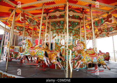 Fête foraine, jetée de Brighton, Brighton, Angleterre, Royaume-Uni. Banque D'Images