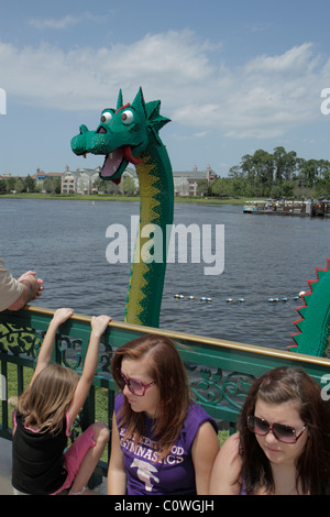 Orlando Floride, Lake Buena Vista, Downtown Disney Springs, dragon, LEGO imagination Center, les visiteurs voyage visite touristique site touristique Landma Banque D'Images