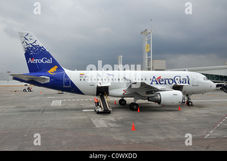 Airbus A 319, compagnies aériennes Aerogal, aéroport de Guayaquil, Équateur Banque D'Images