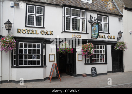 La Royal Oak House Public à St Ives, Cambridgeshire, Angleterre, Royaume-Uni. Banque D'Images