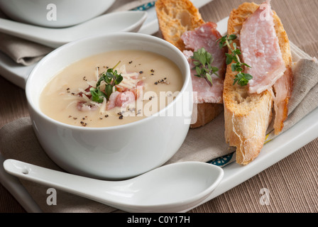 Wiltshire et jambon maïs doré chowder Banque D'Images