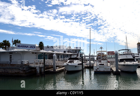 Yachts de plaisance en dehors de Jack à Sarasota, Floride Marina Banque D'Images