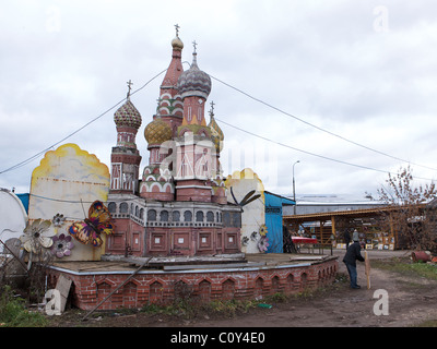 Modèle de décomposition de la Cathédrale St Basile dans Izmaylovo marché, Moscou, Russie Banque D'Images