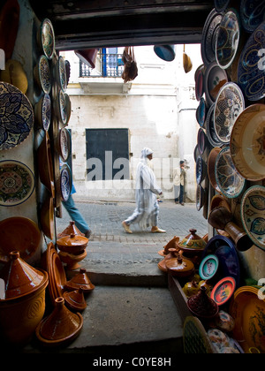 Scène de rue typique kasbah médina de Tanger Banque D'Images