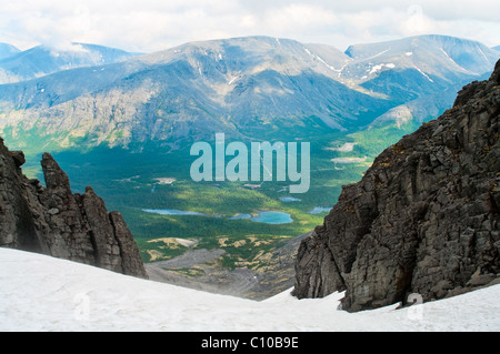 logo de montagne de photos primordiales