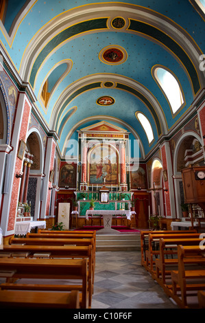 Intérieur de l'église paroissiale catholique néo-classique d'Ano Syros, l'île de Syros [ ] , Σύρος Îles Cyclades grecques Banque D'Images