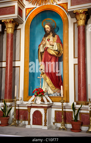 Intérieur de l'église paroissiale catholique néo-classique d'Ano Syros, l'île de Syros [ ] , Σύρος Îles Cyclades grecques Banque D'Images