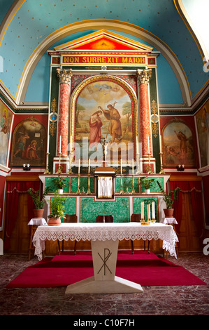 Intérieur de l'église paroissiale catholique néo-classique d'Ano Syros, l'île de Syros [ ] , Σύρος Îles Cyclades grecques Banque D'Images