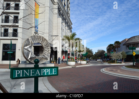 Centre-ville de Sarasota un dimanche Banque D'Images
