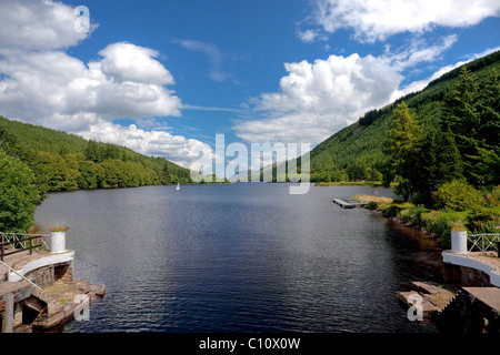 Lake près du Loch Ness, Highlands, Écosse, Royaume-Uni, Europe Banque D'Images