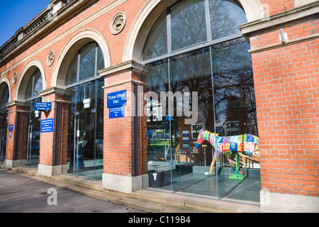 Le bureau de vente des billets, l'hippodrome d'Ascot, Berkshire, Angleterre, Royaume-Uni, Europe Banque D'Images