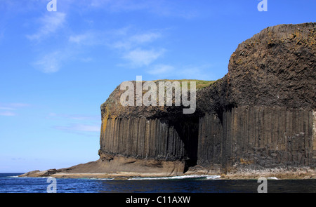 L'île de Staffa, basalte Hébrides intérieures island, Ecosse, Royaume-Uni, Europe Banque D'Images