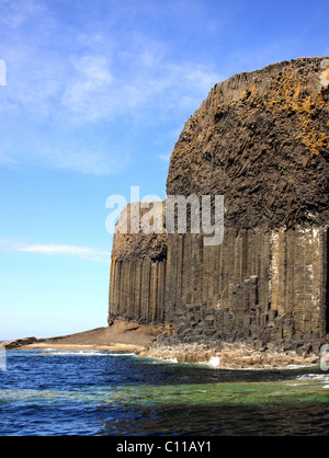 L'île de Staffa, basalte Hébrides intérieures island, Ecosse, Royaume-Uni, Europe Banque D'Images