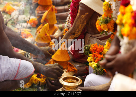 Offres, Thaipusam festival à Mumbai, Chennai, Tamil Nadu, Inde du Sud, Inde, Asie Banque D'Images