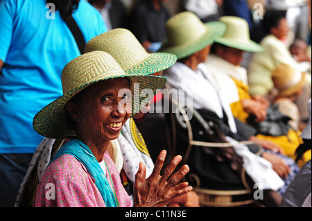 Madagascar, Antananarivo, manifestation pacifique chambre d'ex président malgache Albert Zafy contre la transition actuelle de la HAT Banque D'Images