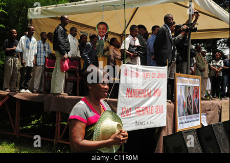 Madagascar, Antananarivo, manifestation pacifique chambre d'ex président malgache Albert Zafy contre la transition actuelle de la HAT Banque D'Images