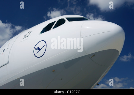 L'Air, Lufthansa et Airbus A 340 cockpit Banque D'Images