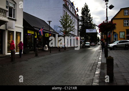 Laugavegur, la principale rue commerçante de Reykjavik, la capitale de l'Islande Banque D'Images