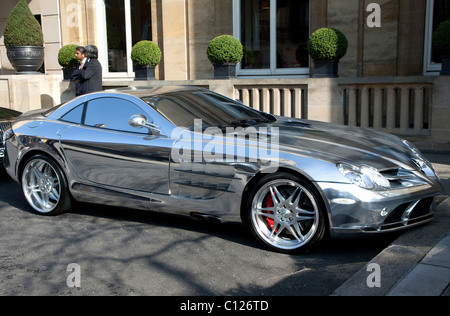 Chrome Mercedes McLaren SLR coupé sport, Londres Banque D'Images