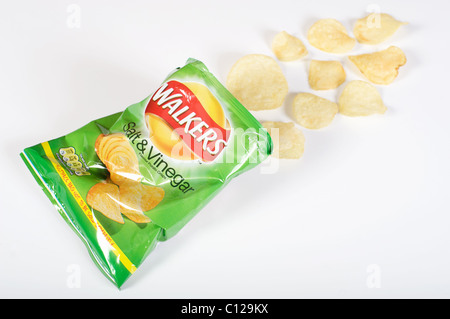 Les marcheurs chips de pommes de terre de sel et vinaigre Banque D'Images