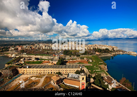 Vue panoramique de la ville de Corfou, l'île de Corfou, Grèce Banque D'Images